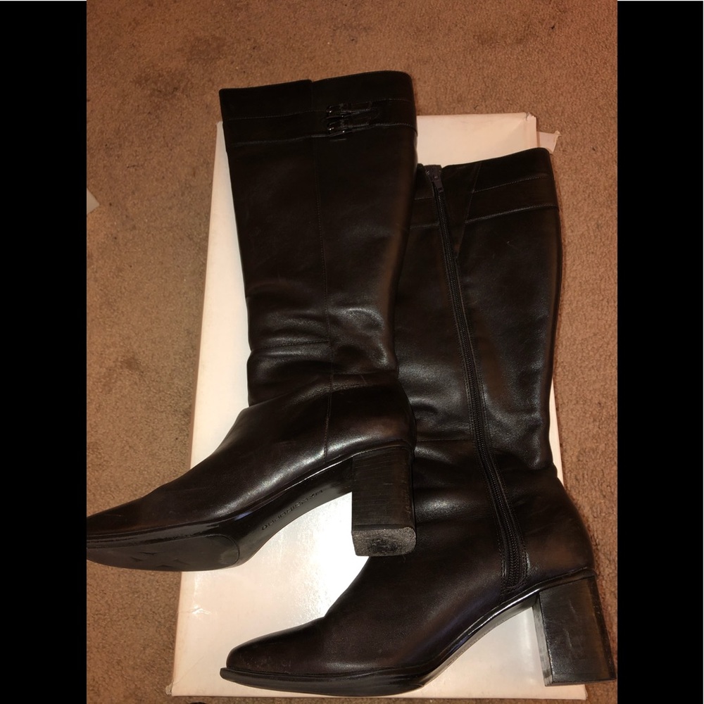 Heeled boot